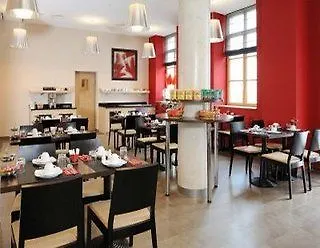 Lägenhetshotell Residhome Caserne De Bonne