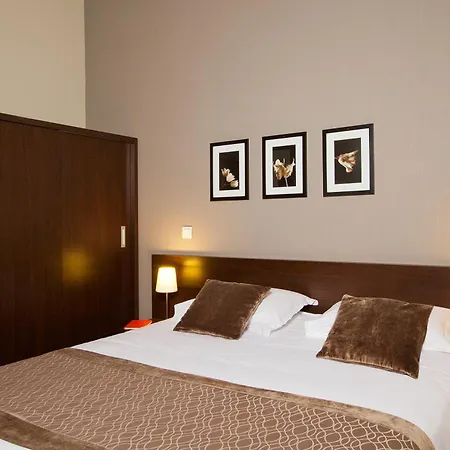 Residhome Caserne De Bonne 4* Grenoble