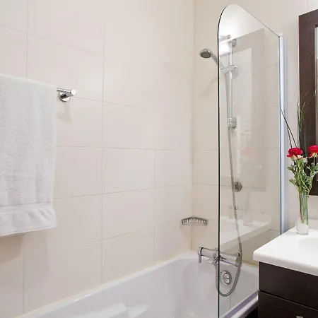 Residhome Caserne De Bonne Apartmanhotel