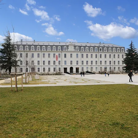 Residhome Caserne De Bonne Aparthotel