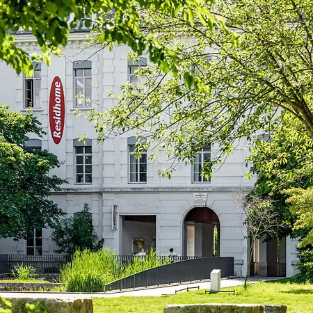 Aparthotel Residhome Caserne De Bonne 4*
