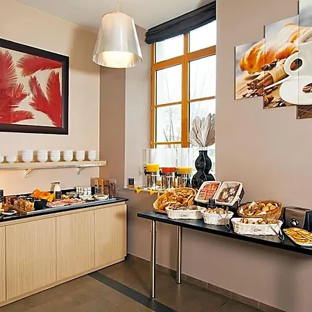 Residhome Caserne De Bonne Apartahotel 4*