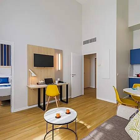 Apartahotel Residhome Caserne De Bonne
