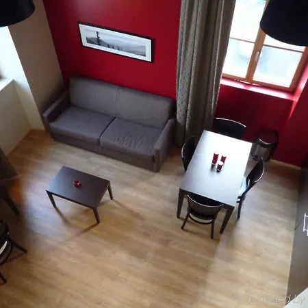 Apartmanhotel Residhome Caserne De Bonne 4*