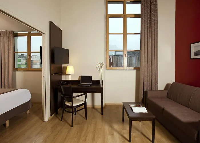 Апарт-готель Residhome Caserne De Bonne