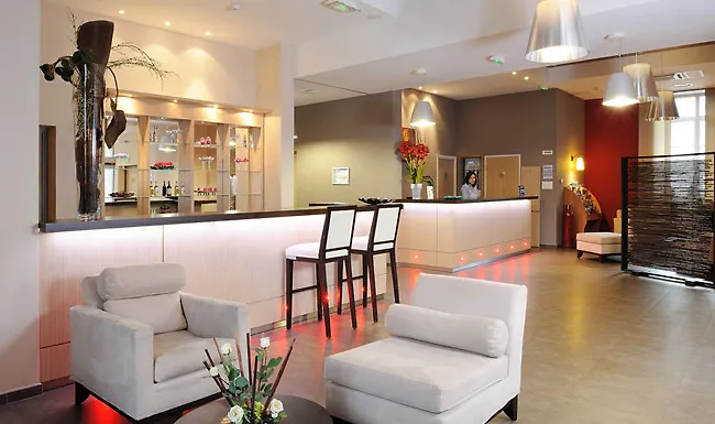 Ξενοδοχείο με διαμερίσματα Residhome Caserne De Bonne 4*