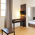 Apart-hotel Residhome Caserne De Bonne 4*